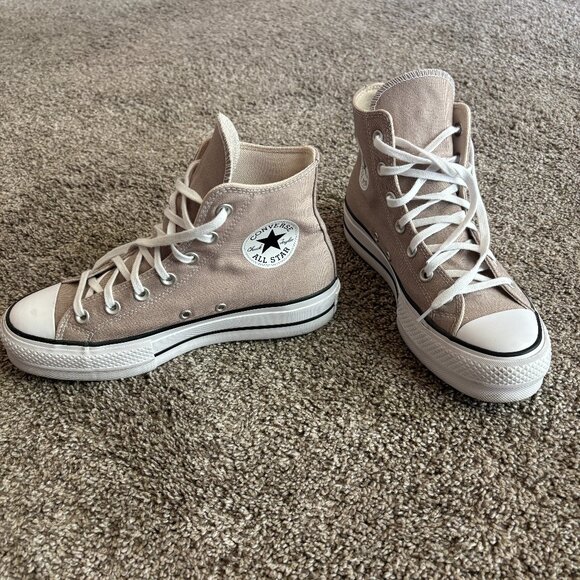 Chuck Taylor All Star Lift Platform Canvas Women's 8 - Picture 2 of 4